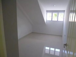 Paya Lebar Crescent (D19), Terrace #174035412